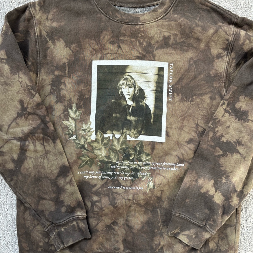 Taylor Swift 2020 Your Ivy Grows Sweatshirt